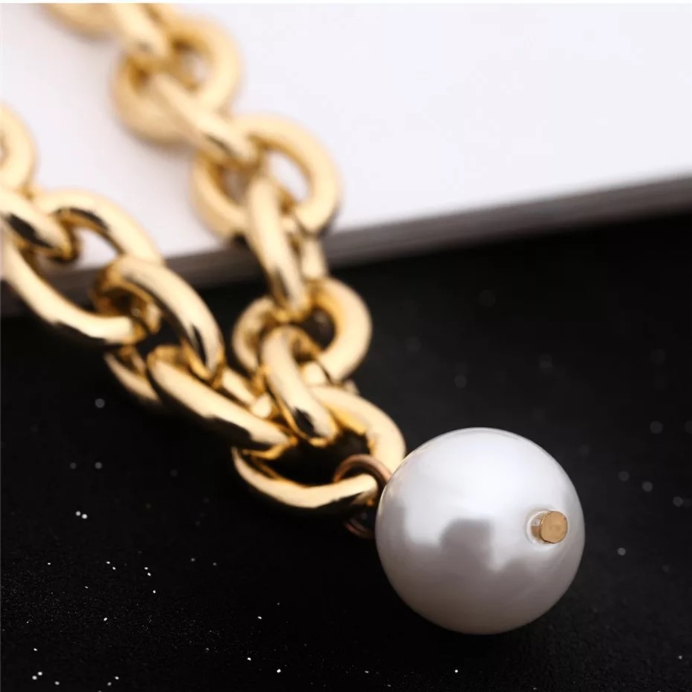 Trendy Pearl Pendant Bracelet Gold - Picture 3 of 9